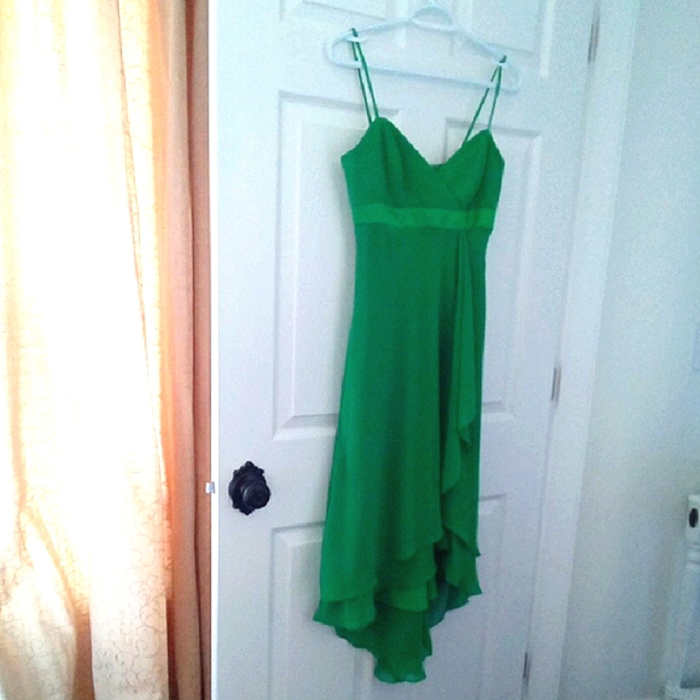ALFRED ANGELO Women's Stunning Green Cascading Ruffle Occasion Dress Size 4